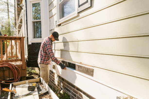 Trusted Storm Damage Siding Repair service in Diamond, IL - Creative Siding